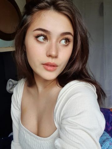 Викуся